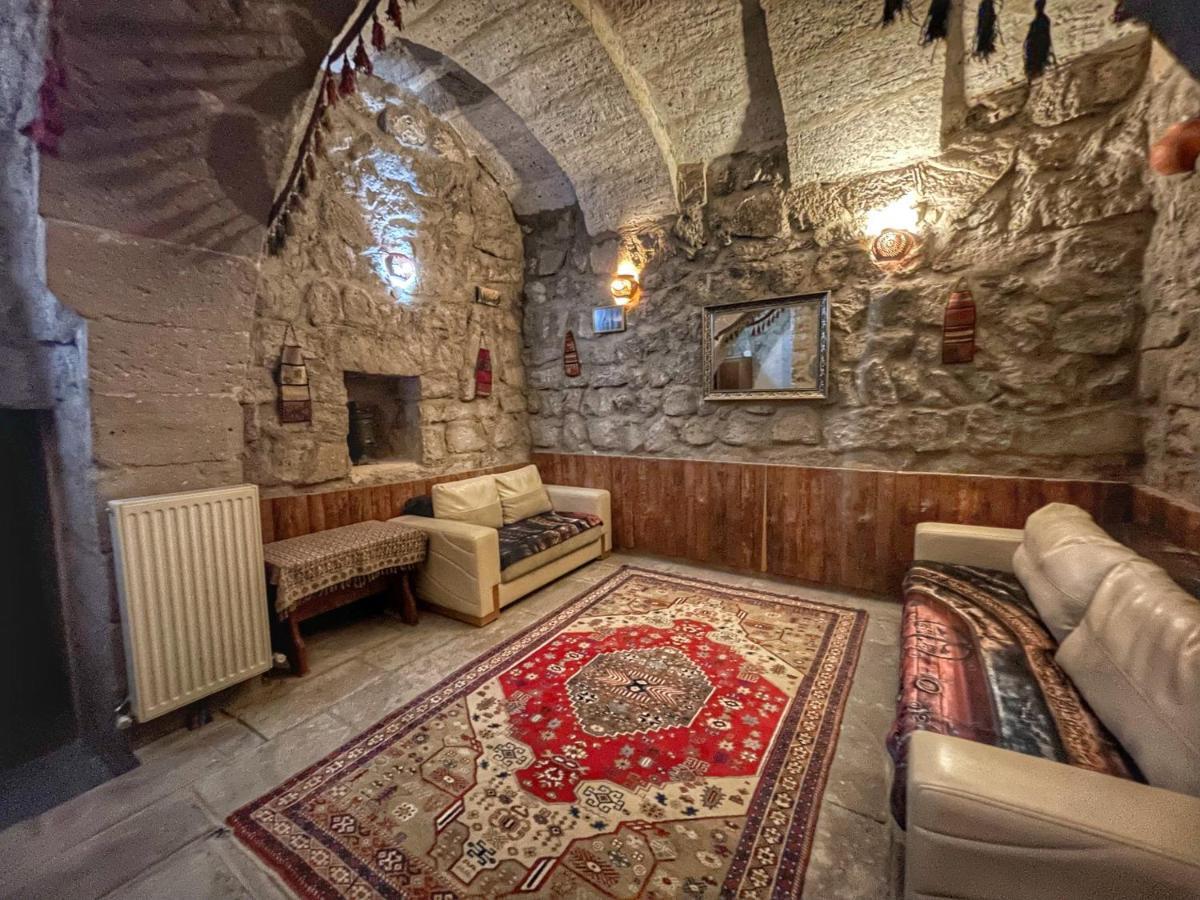Anatolia Raymonde Cave House Ξενοδοχείο Uchisar Εξωτερικό φωτογραφία