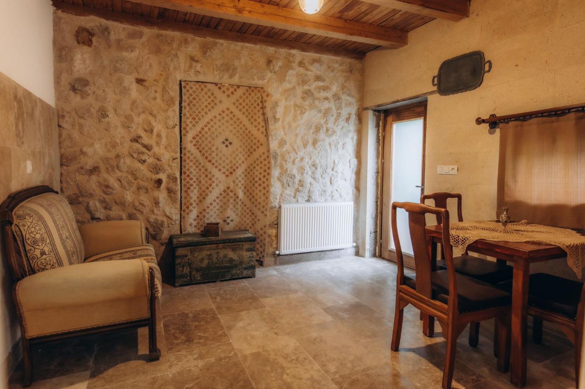 Anatolia Raymonde Cave House Ξενοδοχείο Uchisar Εξωτερικό φωτογραφία